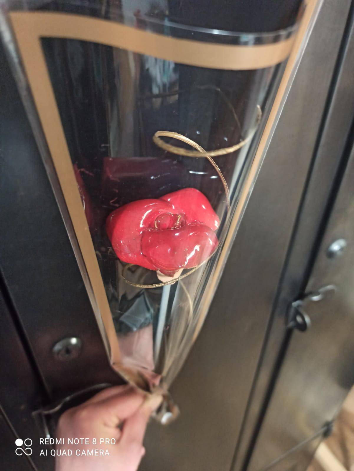 Rose à offrir — fleur en céramique, Éclosions Brutes